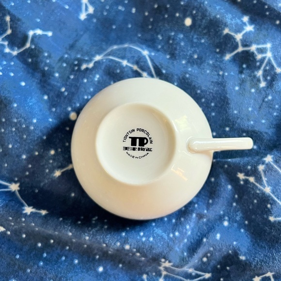 💜 Tientsin Porcelain Tea Cup - Picture 4 of 4